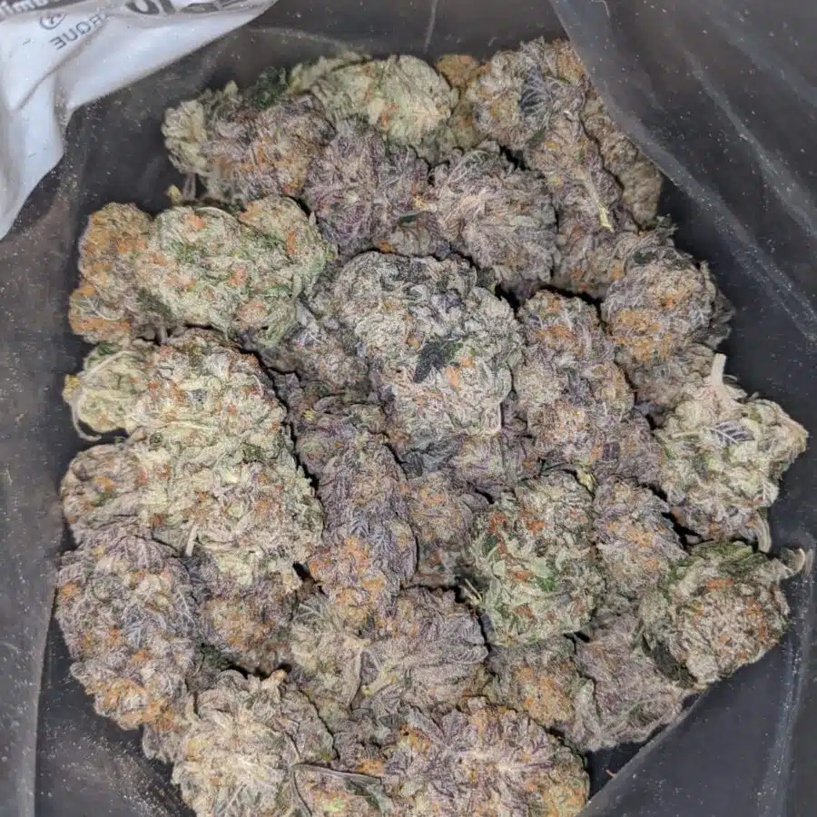 cookies cream 3 1 I $69 Oz - Strawberry Jam