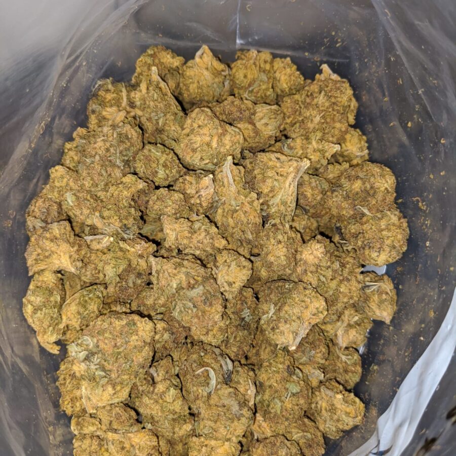 AA sour candy 3 1 I Sour Candy