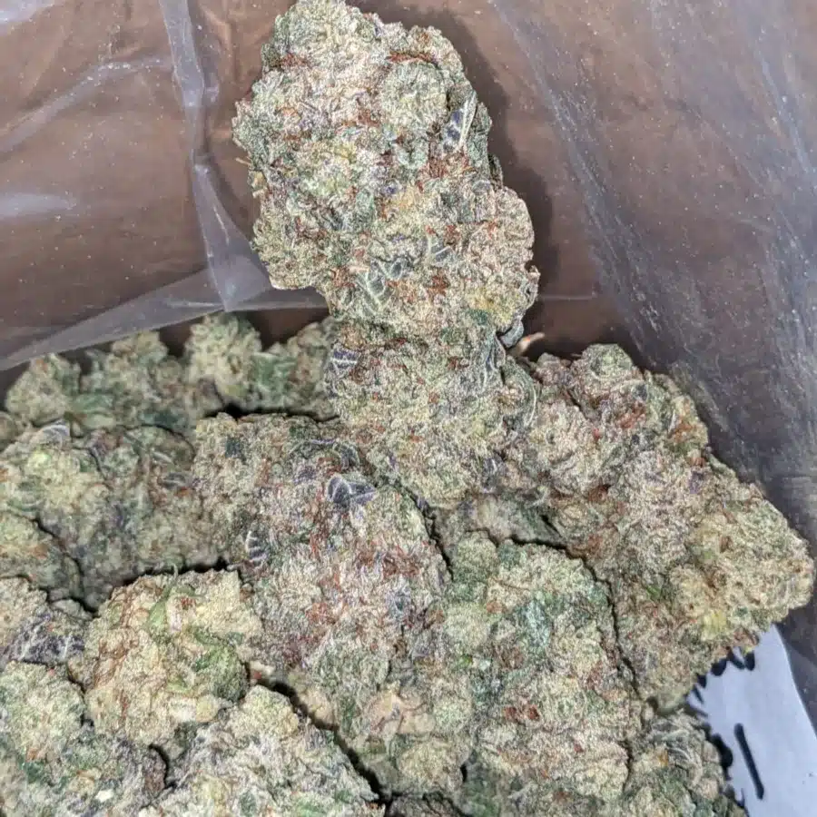 47 Oz Cookies and Cream 4 I $47oz Cookies N' Cream